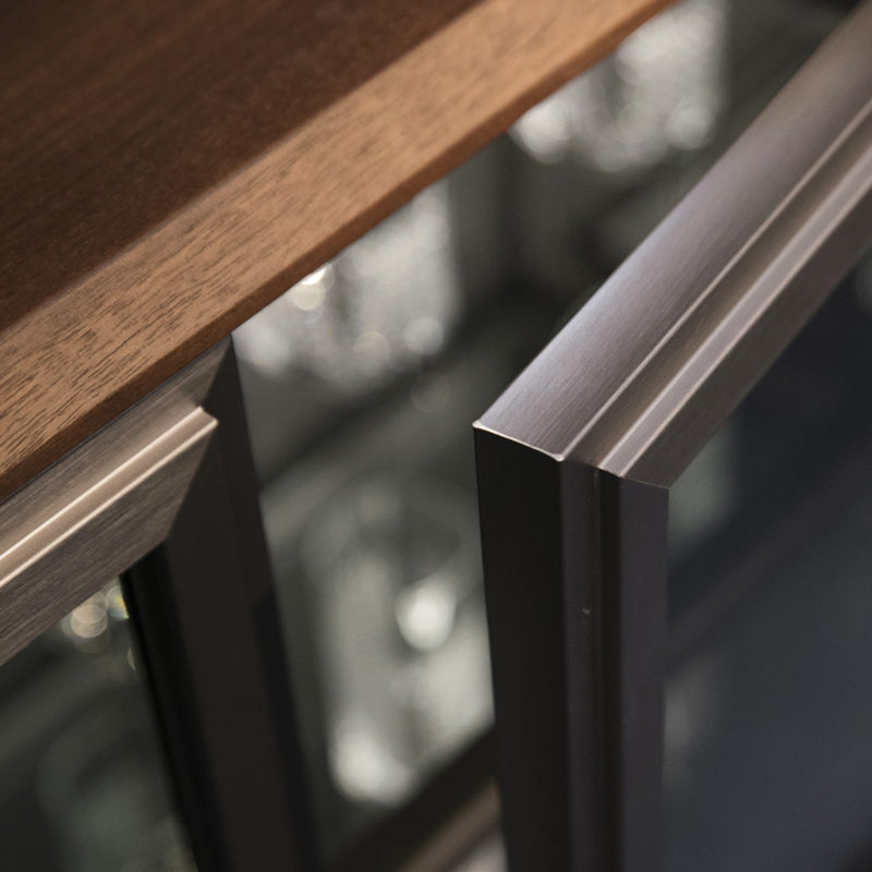 scic_complementi-arredo_vetrine_gradoni_01